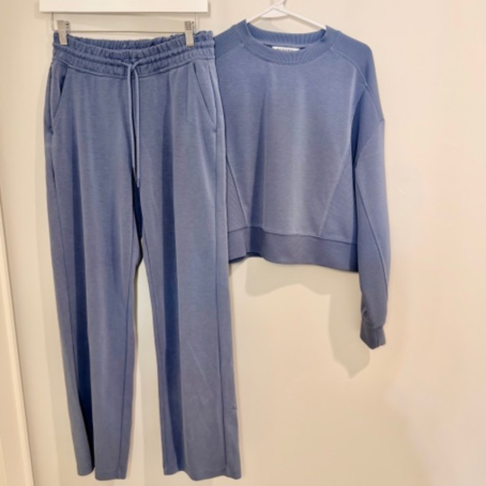 Athleta Sweatshirt and pant set